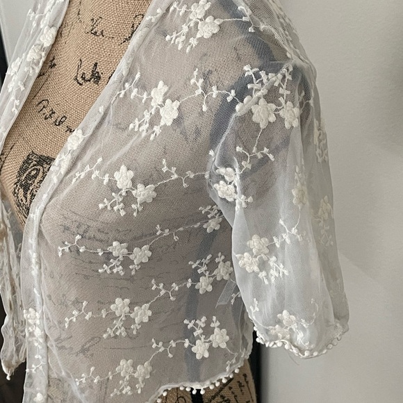 Cherokee Embroidered Dress Cover Up. Sz M - Picture 2 of 7